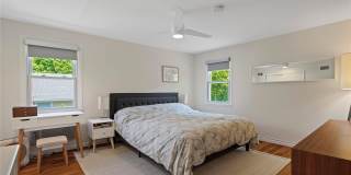 97 Hanson Lane Gallery 26