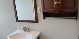 2 Bedroom, 1 Bath Townhome in trendy Lawrenceville. Convenient! Gallery 15