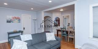 Updated Craftsman Living: 2BR/2BA + Den in NW Rochester Gallery 17