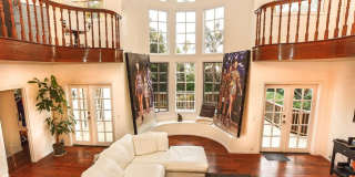 1769 Ivy Road Gallery 3