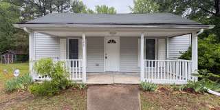 1 Bedroom, 1 Bathroom House in Eden! Gallery 1