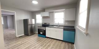 2302 S Hackley: Completely Renovated 2 Bedroom, 1 Bath Home! Available Now! Washer & Dryer Hookups! Gallery 1