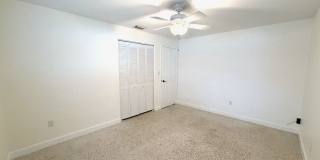 3/2/1 car garage in S. Ft. Myers Off Cypress Lake! Gallery 23