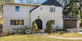 607 Castle Blvd Gallery 1