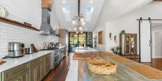 4402 E TURNEY Avenue Gallery 10