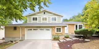 UPDATED WITH STAINLESS APPLIANCES, NEW PAINT, FINISHED BASEMENT, SUN ROOM AND PATIO!  AVAILABLE NOW! Gallery 1