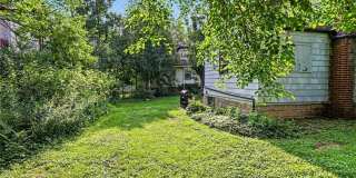 54 Sanford St B (Upper) Gallery 18