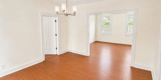 137 Hammond Ave Gallery 22