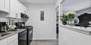 North Hills Apartments Gallery 17