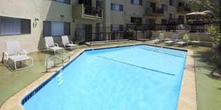 Los Feliz Summit Apartments Gallery 18