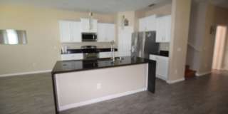 Beautiful 3 Bedroom, 2.5 Bath Townhouse for Rent at 1570 Scarlett Oak Loop #66C Winter Garden, FL 34787. Gallery 13