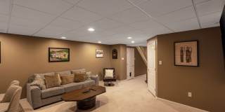 Beautiful 3 Bedroom Bridgeport Townhome! Gallery 31