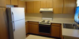 Clean 3 Bedroom, 2 Bath, 2 Car Garage Home in Village with views!!! Gallery 6