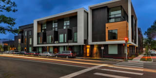 Summit at Wash Park Apartments Gallery 25