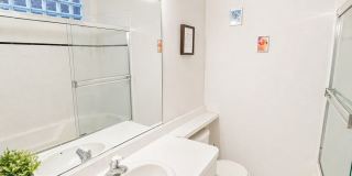 4237 North Kenmore Avenue Gallery 8