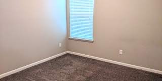 Available for Immediate Move-in! Wonderful Single Family Home in Siena! Gallery 8