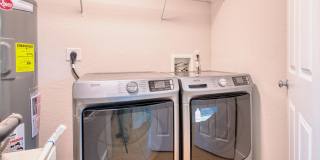 The Piquette Apartments Gallery 6