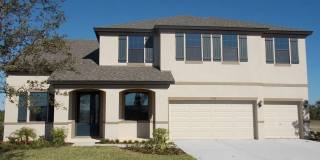 Spacious 5BR/4BA Home with Pool in Riverview Gallery 1