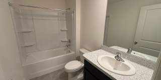 Brand New 4 Bedroom W/ Open Floor Plan! Gallery 7