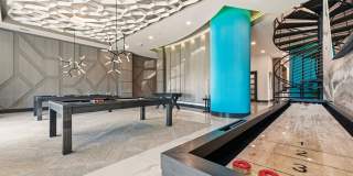 The Vivien Gallery 70