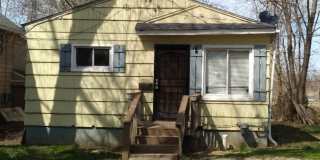 Budget-Friendly 2-Bed Charmer with Huge Yard & Easy I-75 Access –  Quiet Area! Gallery 1