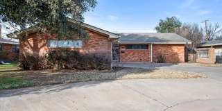 4904 15th Street Gallery 1