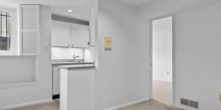 6352 Aurelia St Gallery 1