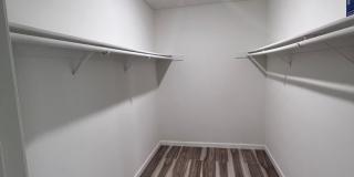 North Palm Springs Beauty move in special $500.00 of first month Gallery 7