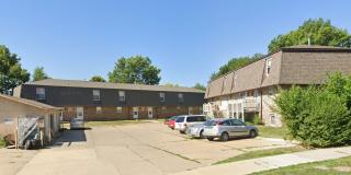 3 Bd Townhome Gallery 4