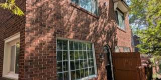 2 Bedroom 1.5 Bathroom Single Family Home with Off Street Parking! (Perry North) Gallery 1