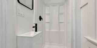 2231 Flora Street Gallery 11