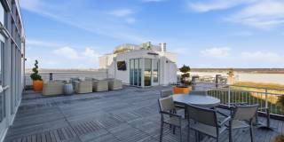 925 N FAIRFAX Street unit: 806 Gallery 27