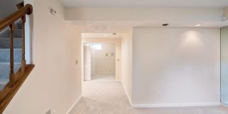 4907 37TH Place Gallery 26