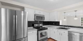 14205 CASTLEMOOR Court Gallery 9