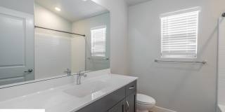 Beautiful 4 Bedroom Home Gallery 62
