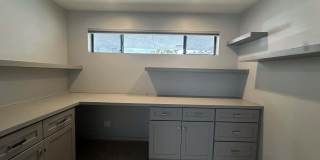 4 Saturn Circle Gallery 21