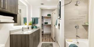 Avelyn Manor Gallery 13