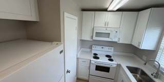 4160 Pershing Pointe Place Gallery 4
