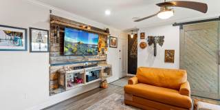 5613 FRANCONIA Road Gallery 7
