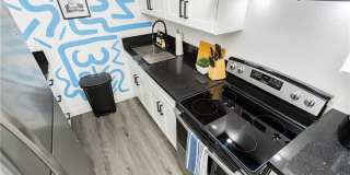 522 E Saint Louis Avenue Gallery 10