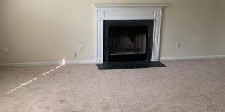 4180 Dalcross Road Gallery 3