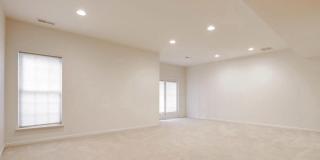 25859 KIRKWOOD Square Gallery 31