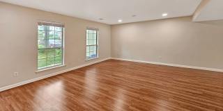 COMING SOON: Beautifully Updated 2/2.5 Townhome Near Truist Park Gallery 11