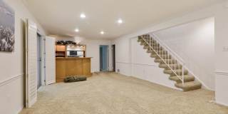 ONE LEVEL LIVING!! in Potomac 4-5 bed 4 baths / Close in Potomac Gallery 42