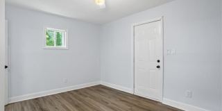 2223 Columbia Drive Gallery 24