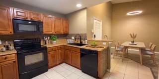 Renovated 3BR/2BA Condo with Water View & Private Patio in Jacksonville 32210 Renovated 3BR/2BA Condo with Water View & Private Patio in Jacksonville 32210 Gallery 1