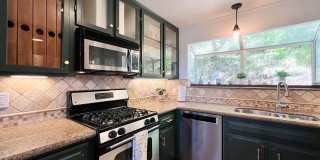 Stunning Alta Heights Hillside Home with Panoramic Views & Expansive Deck Gallery 16