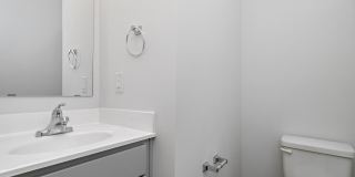 2109 Aldrich Gallery 9