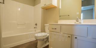 2123 10th Street Gallery 9