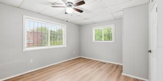 FOR RENT – 1965 Arlington Ave Gallery 19